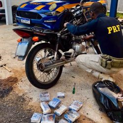 6 quilos de cocaína encontrada dentro de moto