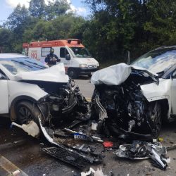 Quatro pessoas ficam feridas em acidente na BR 470, em São Valentim