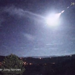 Meteoro mais brilhante que a Lua explode no céu do Rio Grande do Sul