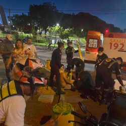 Motoboy sofre acidente na avenida Planalto por carro trafegando na contramão