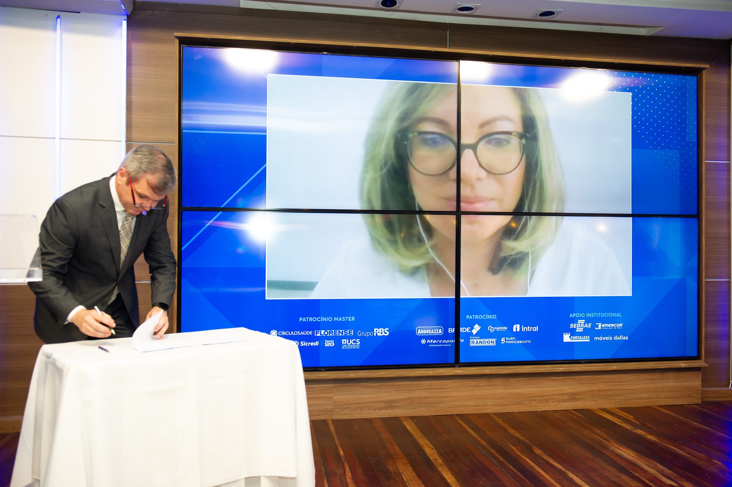 carta_Celestino Loro e Marijane Paese_CIC Caxias e CIC Bento - foto Júlio Soares_OBJ_1047