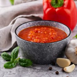 5 dicas para tirar a acidez do molho de tomate