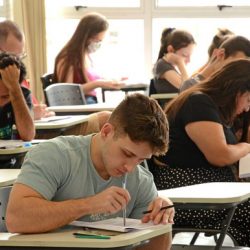 Encerrado  vestibular UFRGS: divulgação do listão, previsto para ocorrer até dia 30 de janeiro