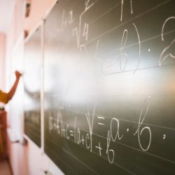 Piso salarial de professores tem reajuste de quase 15%