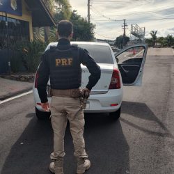 PRF prende venezuelano e peruano com celulares furtados em Bento Gonçalves