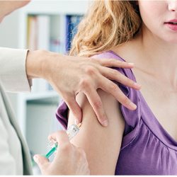 Baixa cobertura vacinal contra HPV favorece casos de câncer