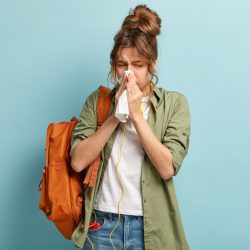 Rinite, gripe e asma: saiba como fugir dos espirros durante o outono