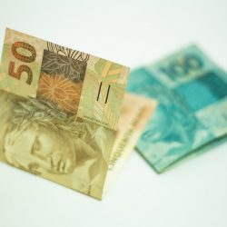 Novo salário mínimo de R$ 1.412 começa a valer hoje; veja o que muda