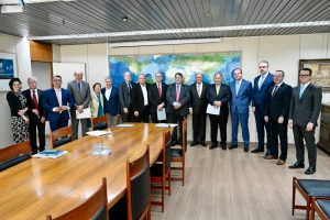 FIERGS entrega ao vice-presidente Alckmin documento  com propostas para o reerguimento da indústria gaúcha
