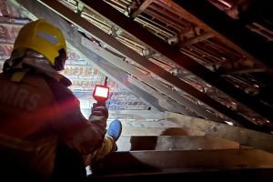 Bombeiros utilizam tecnologia avançada para prevenir incêndio no Bairro Industrial