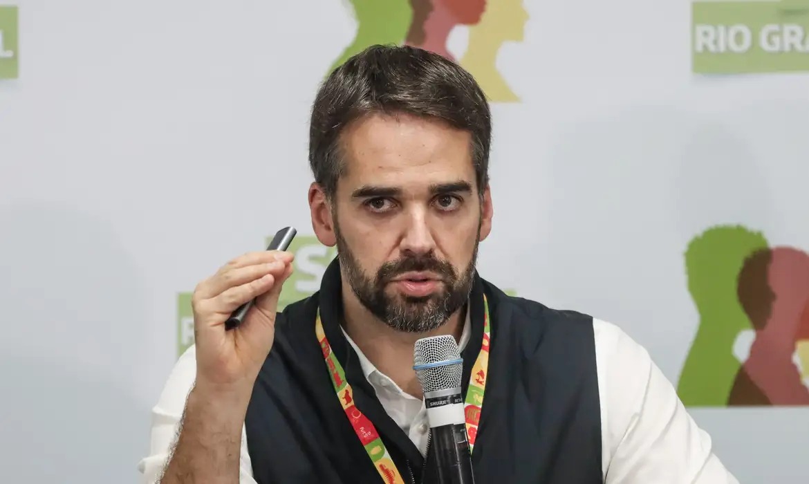 03c9cf1d-e437-4b0b-9f2f-2022f0f30b5f