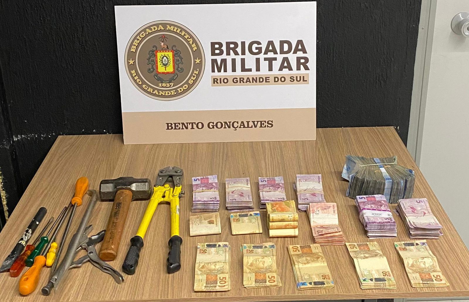 64827da6-453e-434f-9b9e-fcaee05a6690