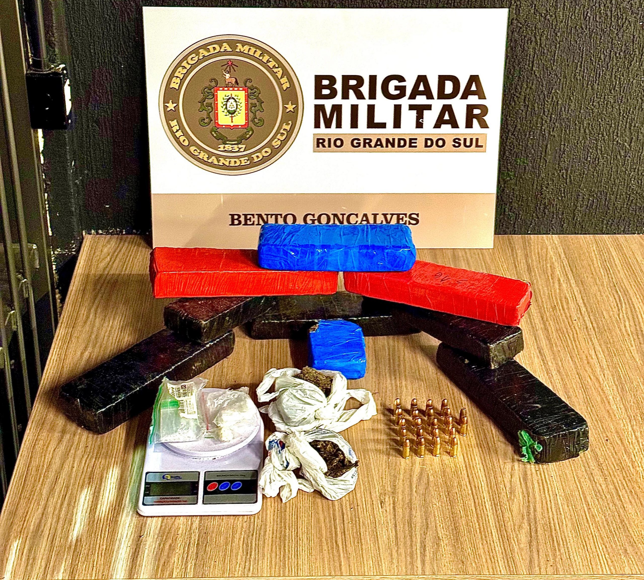 9911bc8e-4f42-44ed-b15e-da026bb383af (1)