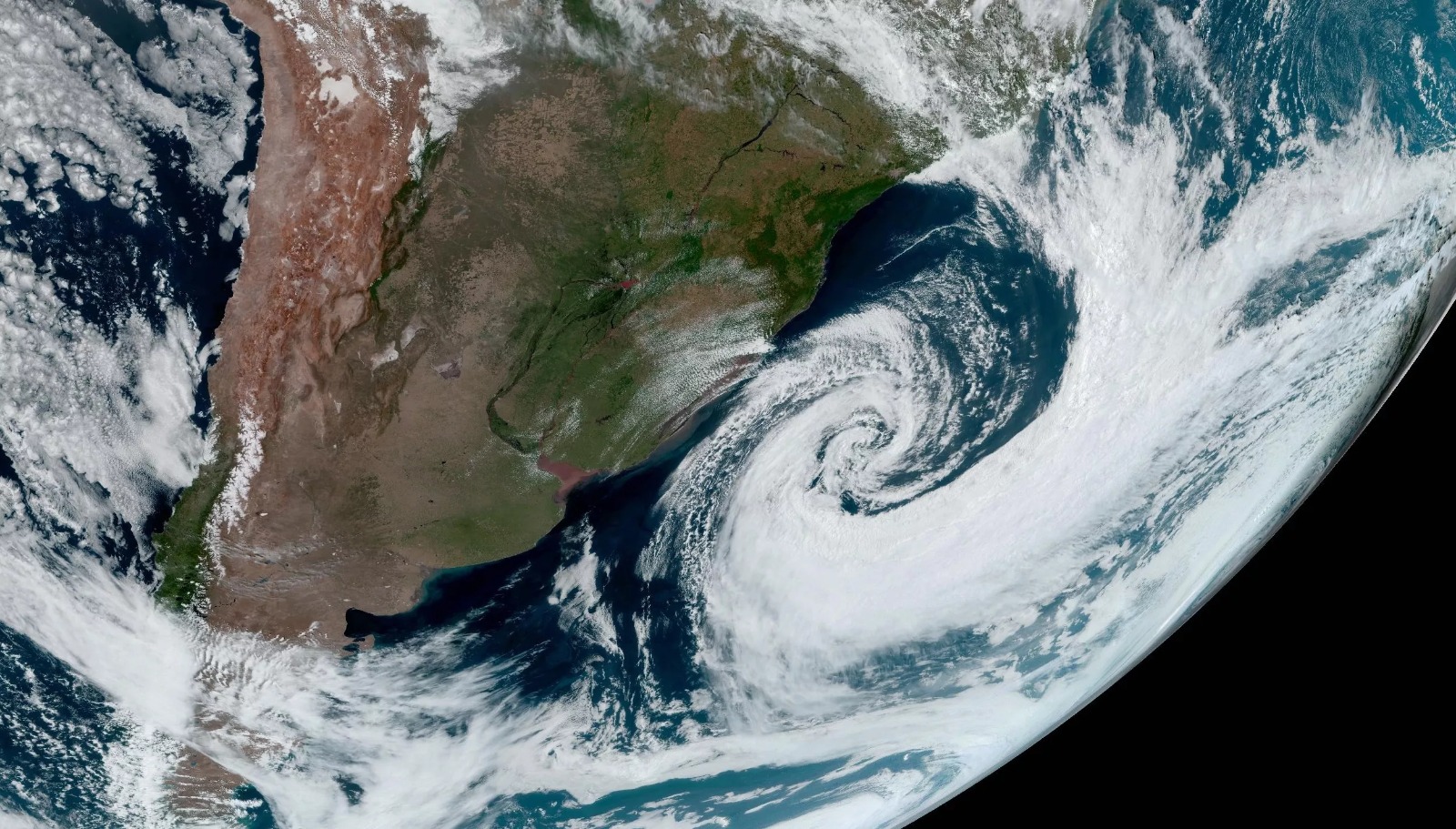 ca2c571d-52e7-4a2f-b038-5984c2110f1d