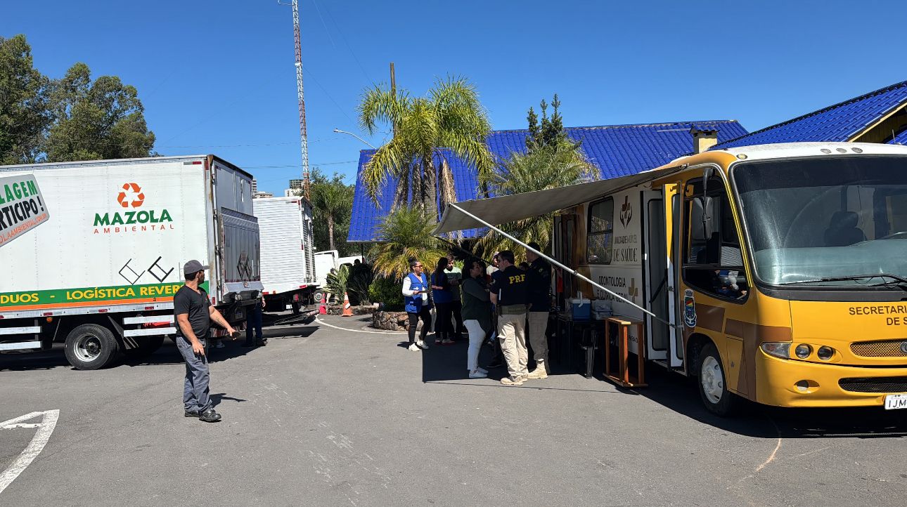 Motoristas participam de projeto da PRF, Secretaria de Saúde e Unisinos para reduzir acidentes e promover saúde nas rodovias do RS