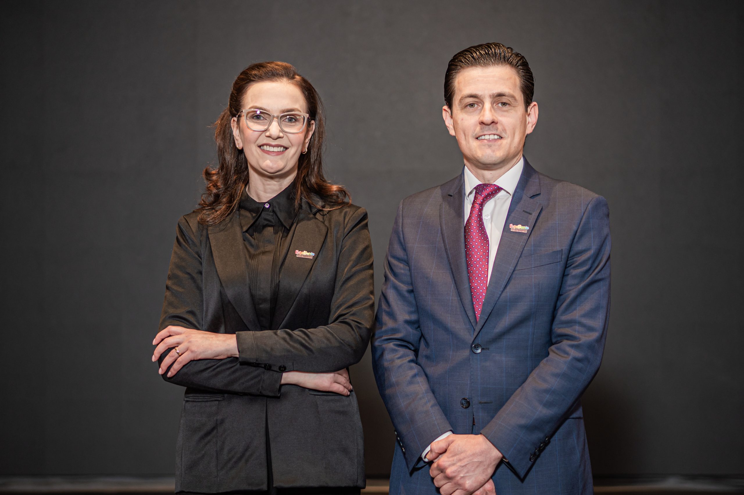 Jonatas Ferrari será diretor-geral da feira e Ana Possamai coordenará o comitê da festa, com eventos de 04 a 14 de junho de 2026.