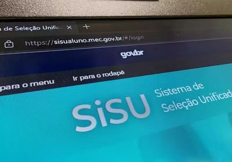 Candidatos do Enem; Sisu 2026 permitirá usar notas dos três últimos anos.
