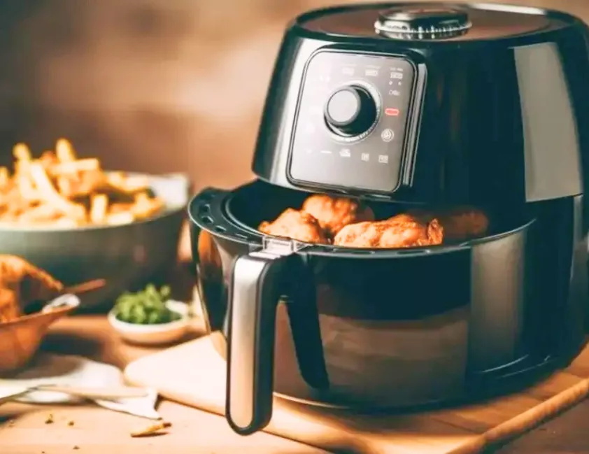 Apesar da praticidade, alguns alimentos podem danificar a air fryer ou comprometer o sabor e a textura das receitas.