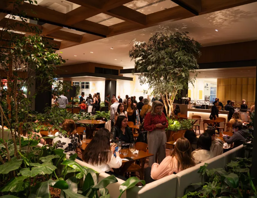 Com mais de 110 prêmios nacionais e internacionais o novo espaço Vinícola Amitié  das empresárias Juciane Casagrande Doro e Andréia Gentilini, oferece degustações, miniaulas, eventos e confrarias, além de uma gastronomia exclusiva e harmonizada .Créditos: Caio Franco