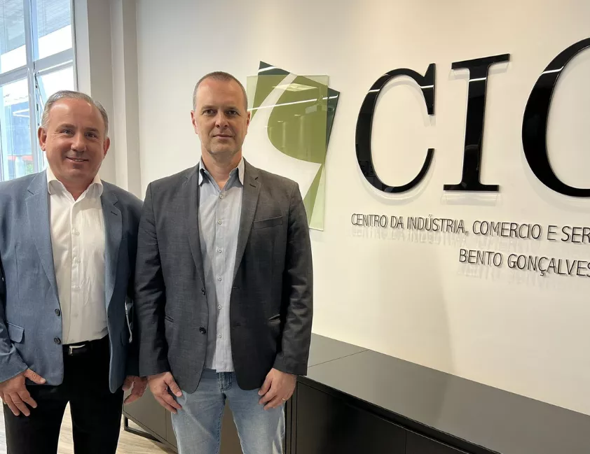 Eleição de Daniel Panizzi renova comando do CIC-BG e projeta foco em educação, segurança e desenvolvimento econômico da Serra.