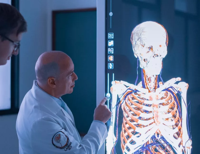 Primeira chamada de medicina reúne 50 aprovados após prova realizada no domingo