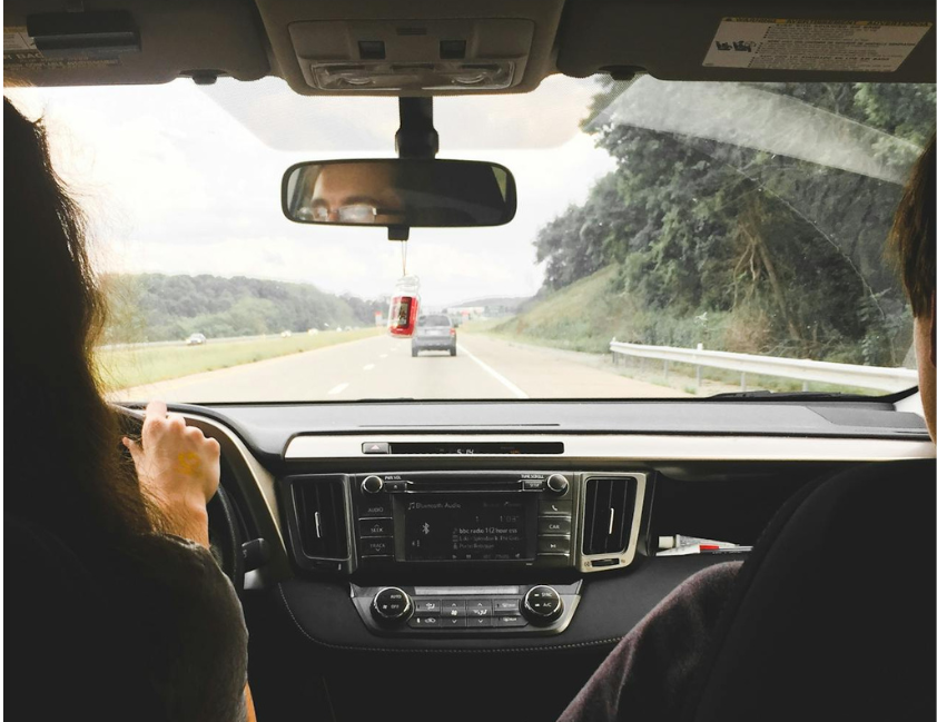 O governo federal vai anunciar nesta terça-feira, dia 9, a implementação da renovação automática da CNH para motoristas que não registraram multas no ano anterior.