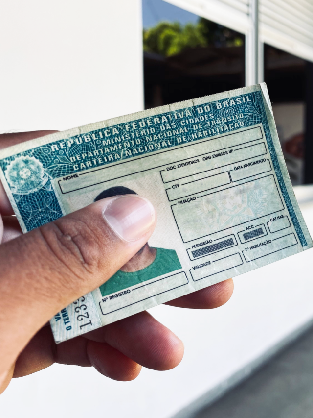 Contran aprova regras que reduzem aulas práticas da CNH para 2 horas