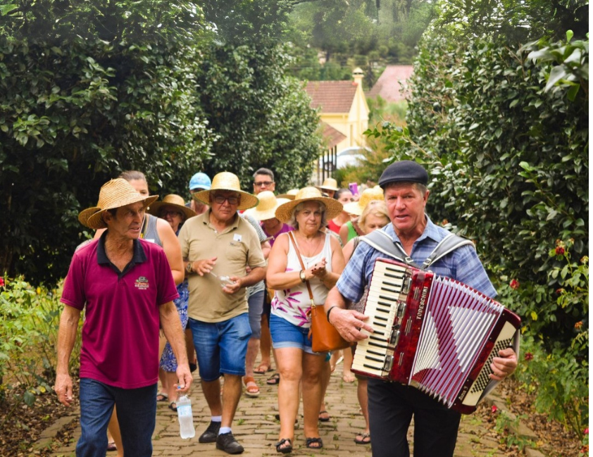 Turismo em alta: Caminhos de Pedra quase dobra visitantes e chega a 482 mil em 2025