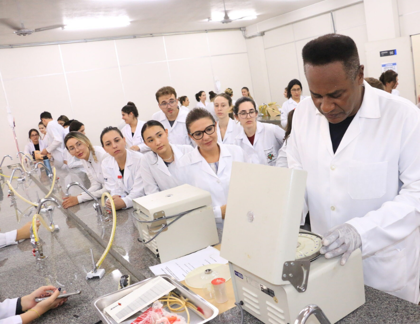 O Ministério da Educação divulgou nesta segunda-feira, dia 19, os resultados do Enamed.