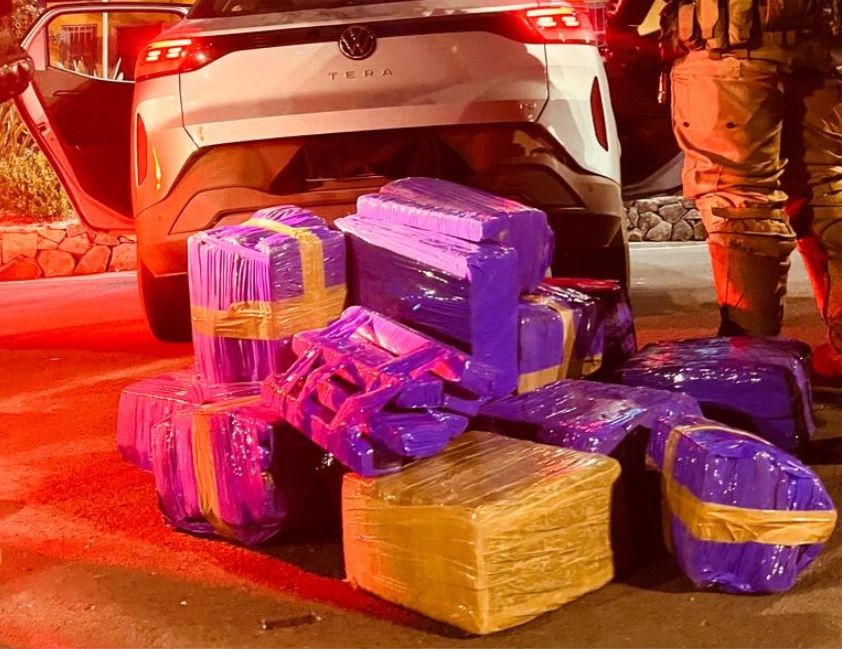 Menor apreendido com 140 kg de maconha pela PRF em Bento