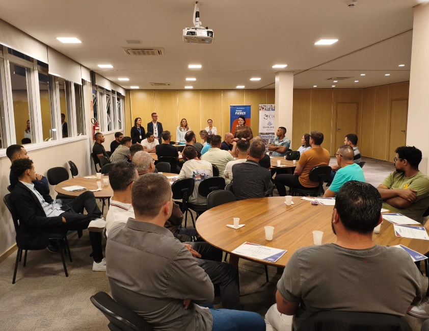 Cursos gratuitos de aprimoramento profissional em março