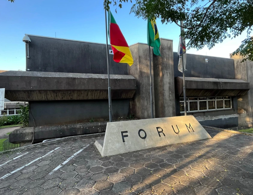 Júri absolve acusado por morte após briga de trânsito