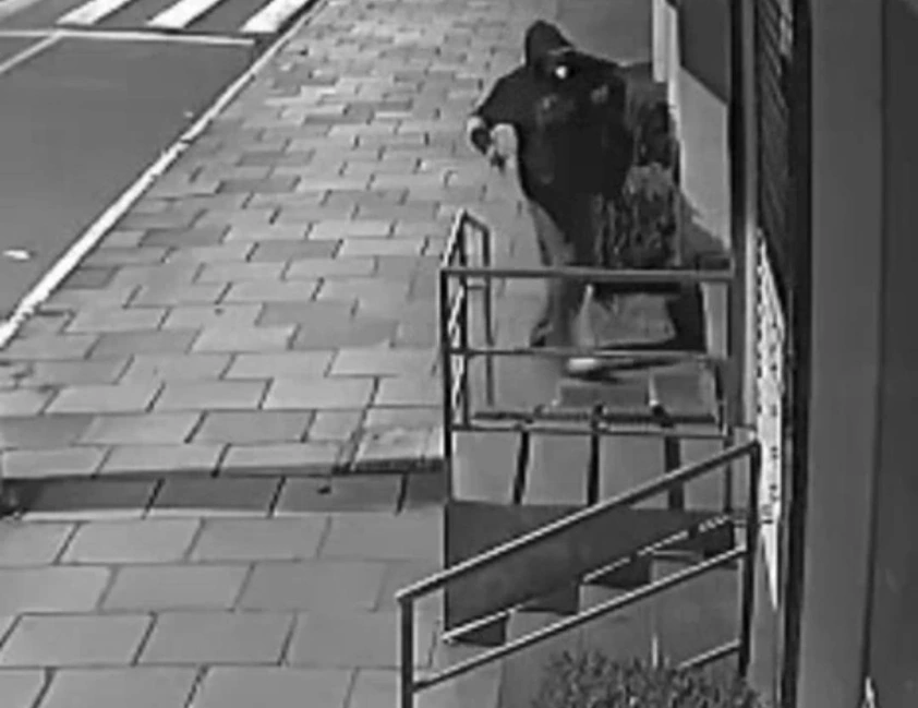 Incêndio em loja em Bento termina com prisão em Farroupilha por extorsão