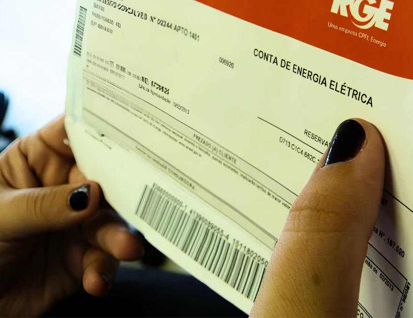 Conta de luz sobe em maio com bandeira amarela