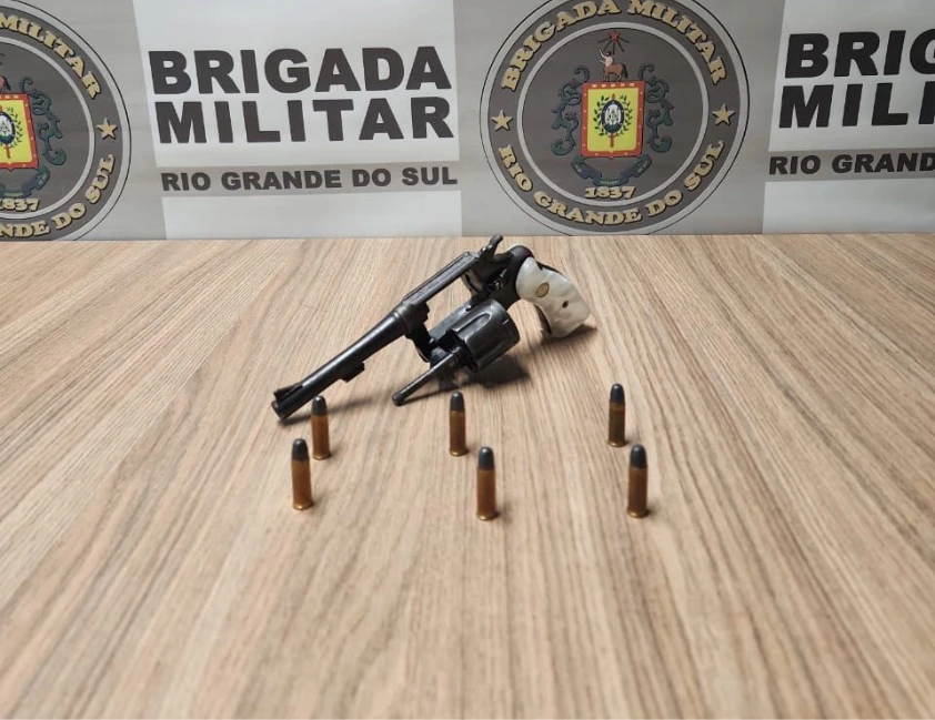 BM prende homem armado e foragido no bairro Maria Goretti em Bento Gonçalves