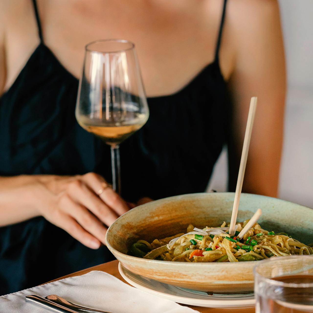 Brasil desafia crise mundial do vinho e registra consumo histórico em 2025