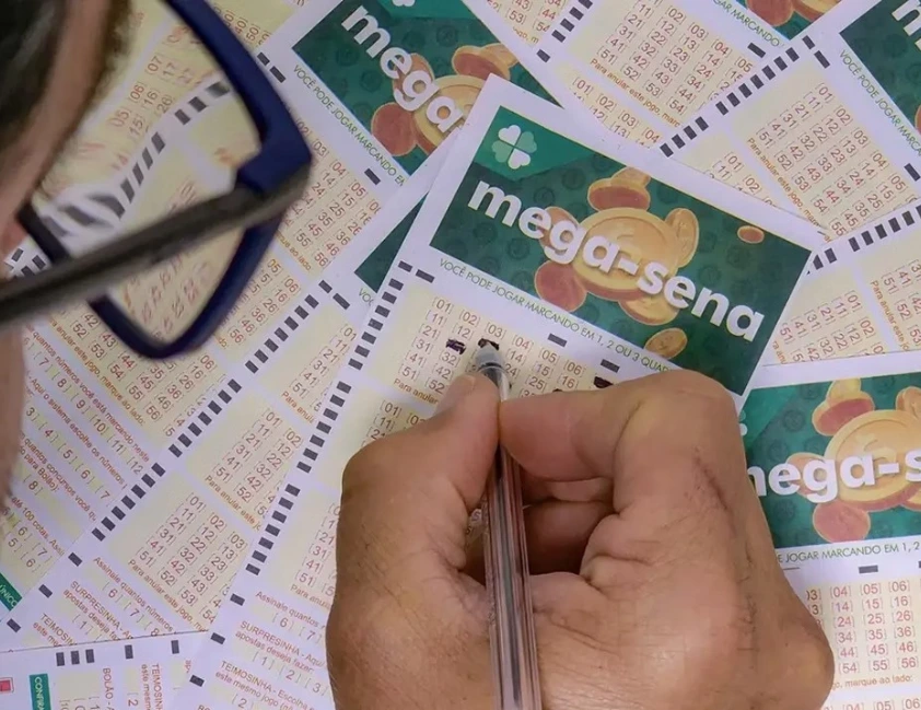Mega-Sena acumula e prêmio chega a R$ 45 milhões