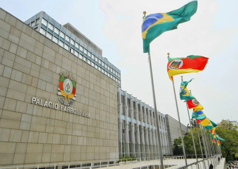 Por que homens brancos são maioria na disputa Assembleia no RS?