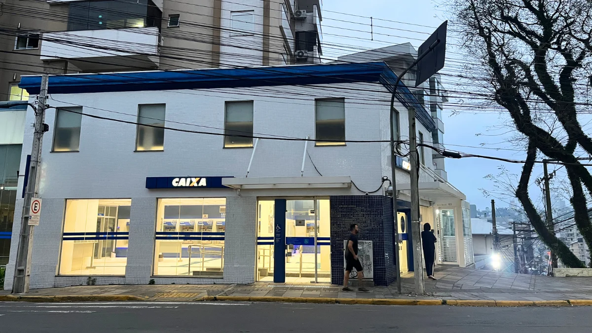 Greve da Caixa termina hoje e agências retomam atendimento
