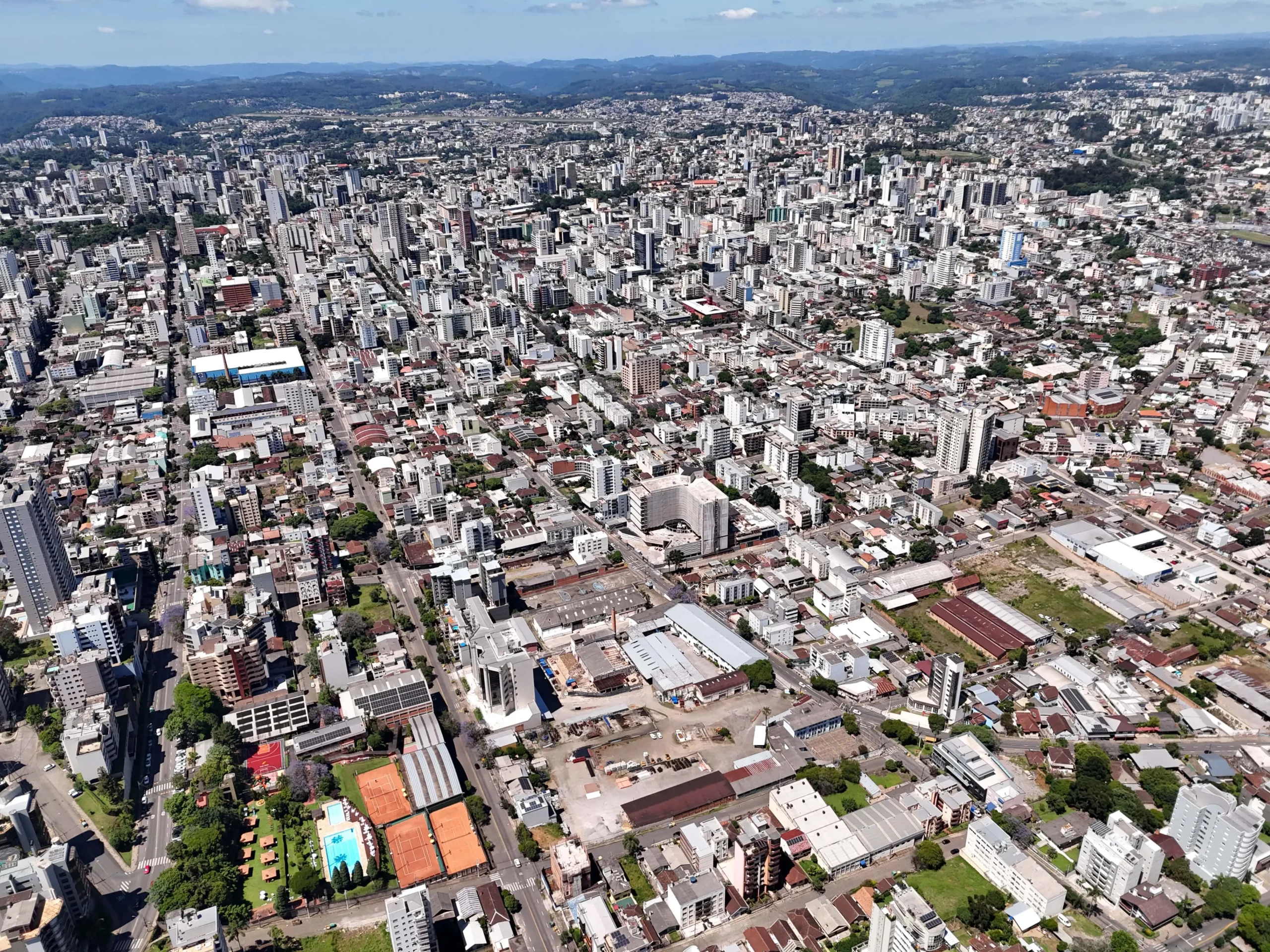 Longevidade e mercado de trabalho serão discutidos por Jorge Felix, da Unicamp, no encerramento de ciclo sobre envelhecimento em Caxias do Sul.