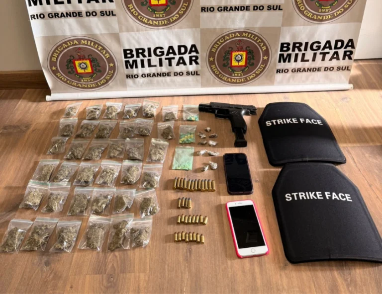 Tráfico de drogas leva à prisão de jovem e apreensão de adolescente em Garibaldi