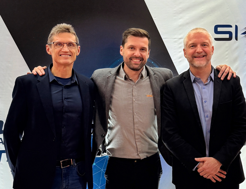 SIMMME celebra 50 anos e apresenta novo ciclo para a indústria