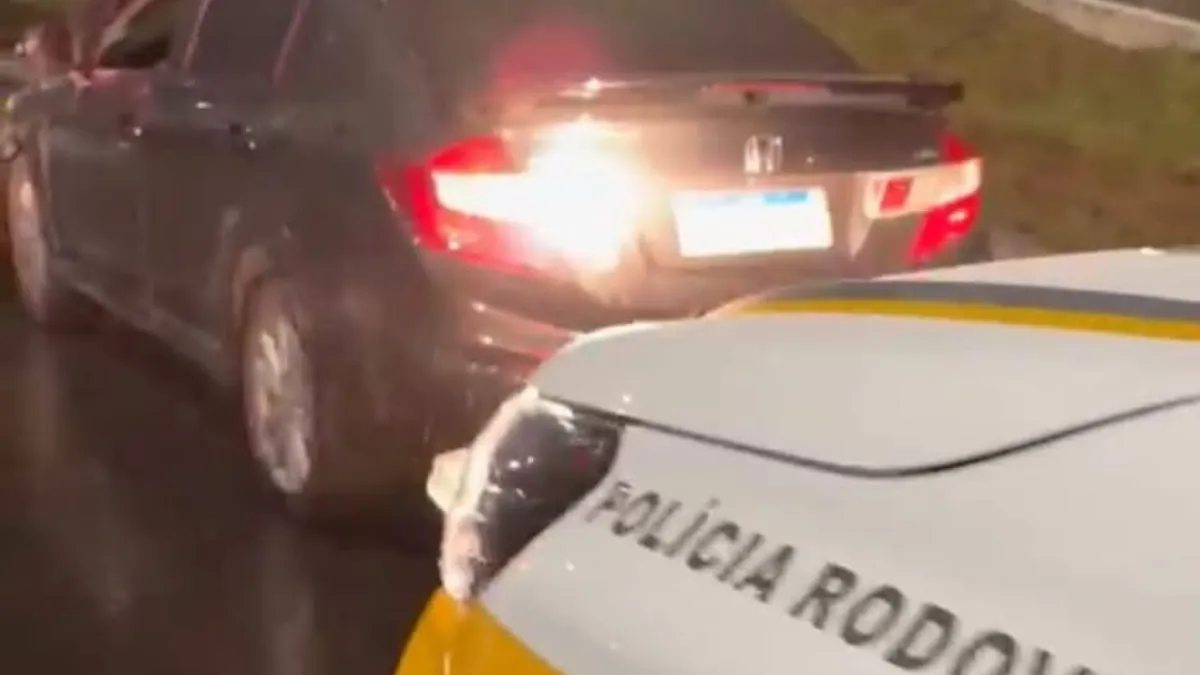 Motorista é preso após provocar seis colisões na RSC-453, em Farroupilha